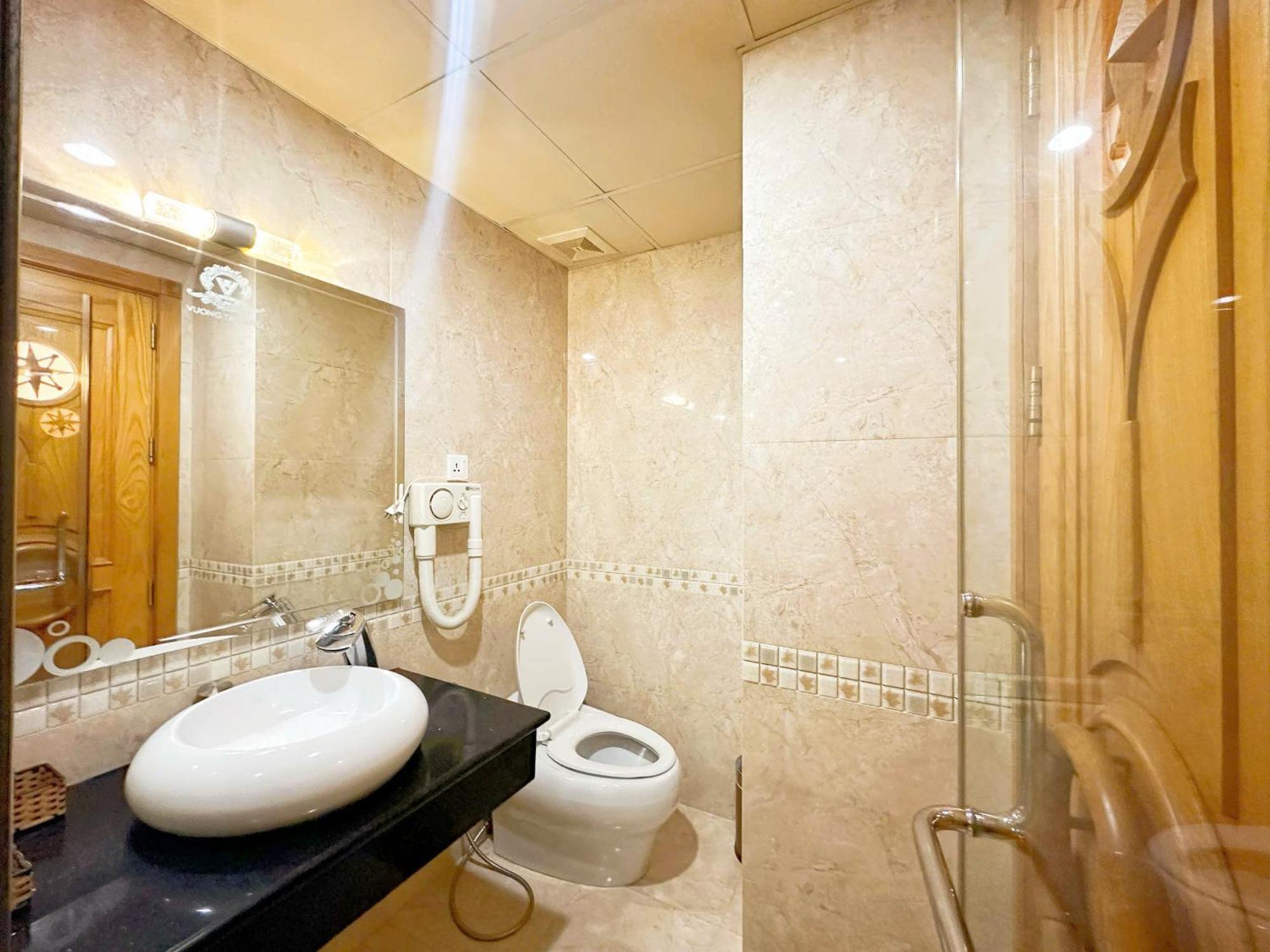 Vuong Tai Hotel Хошимин Экстерьер фото