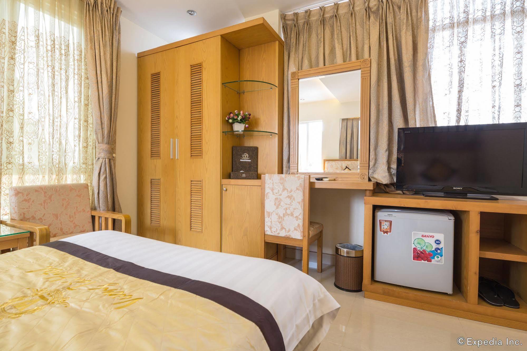 Vuong Tai Hotel Хошимин Экстерьер фото